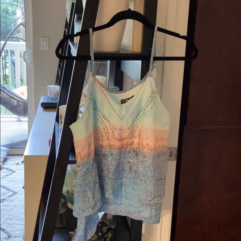 Woman’s top